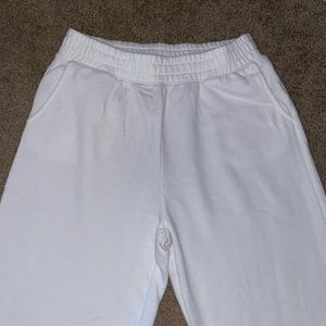 Aerie white sweatpants, women’s size medium